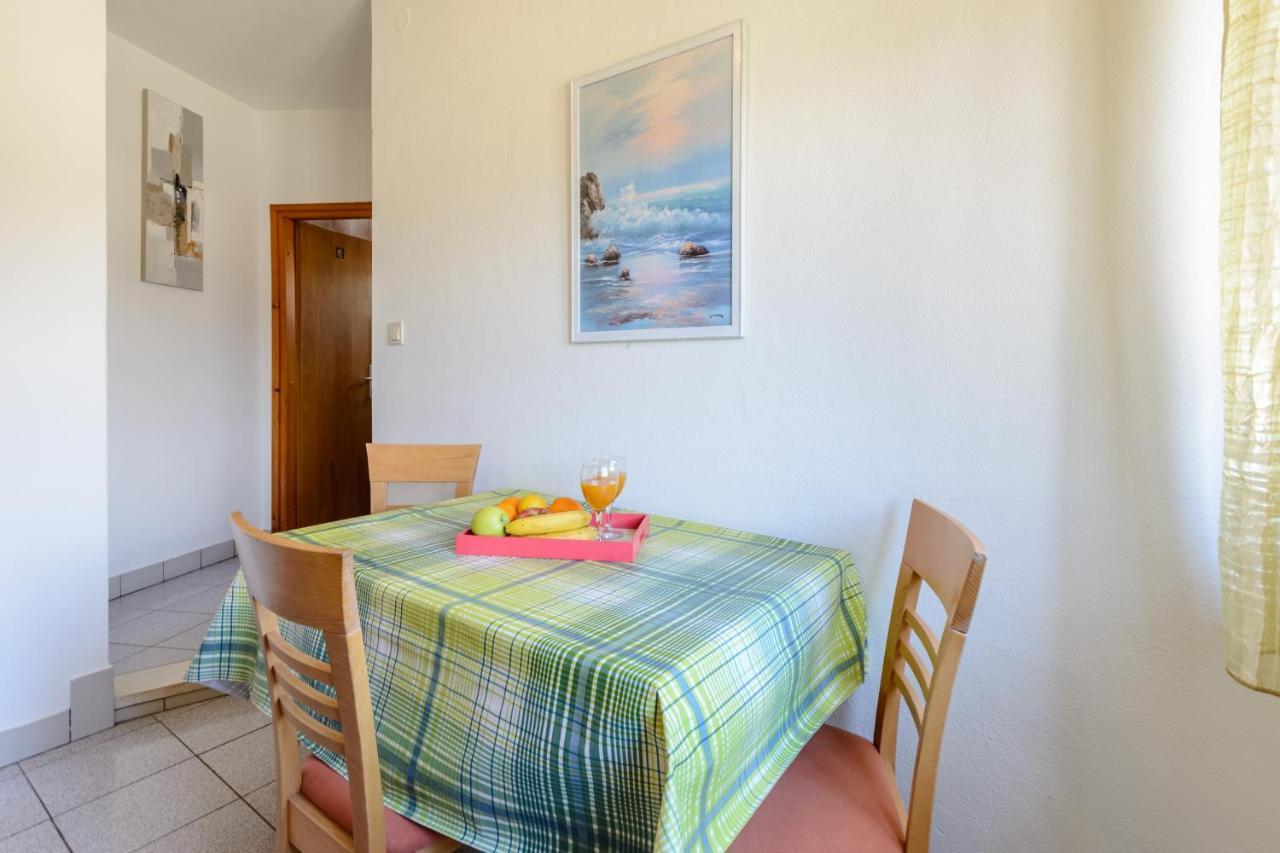 Apartments By The Sea Sumartin, Brac - 2952 Екстериор снимка