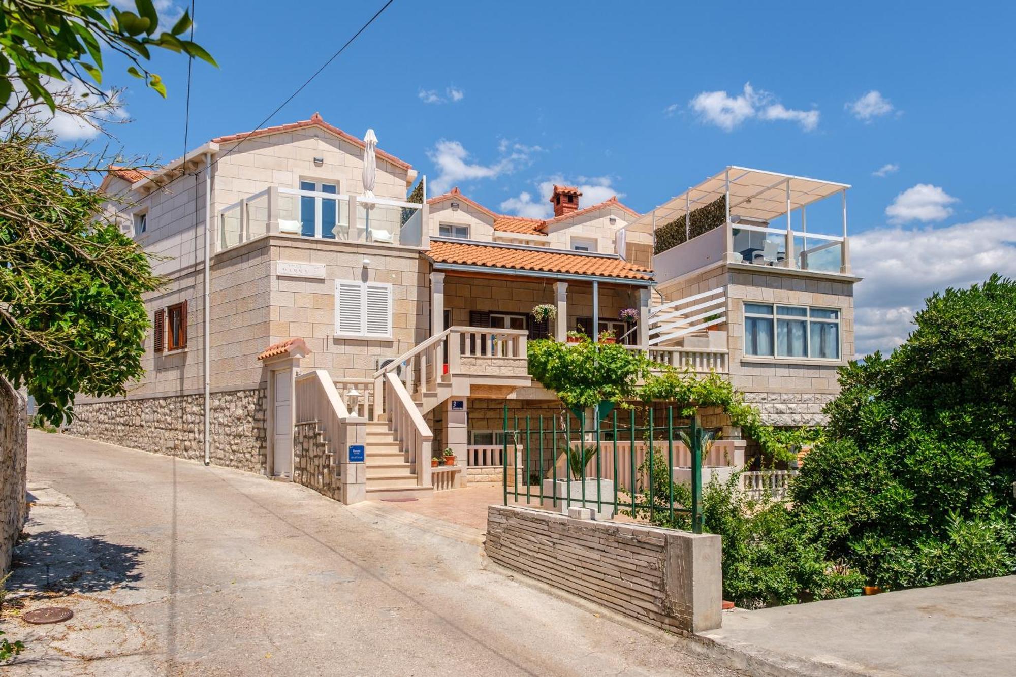 Apartments By The Sea Sumartin, Brac - 2952 Екстериор снимка