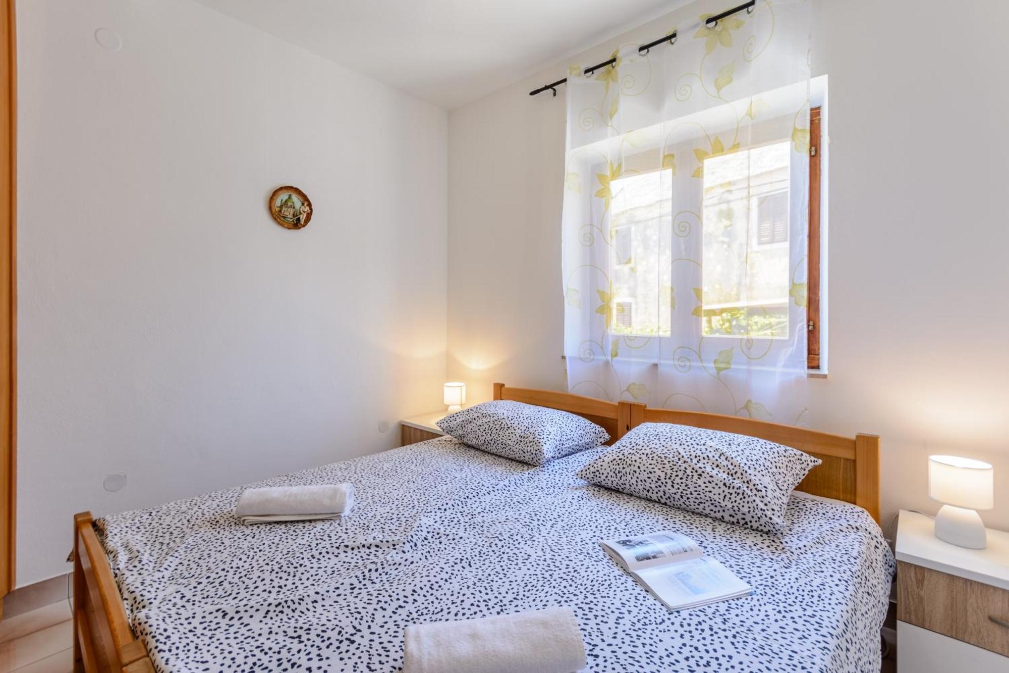 Apartments By The Sea Sumartin, Brac - 2952 Стая снимка